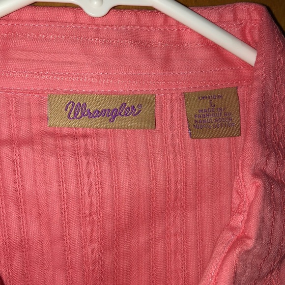 Coral wrangler button Down - Picture 2 of 3